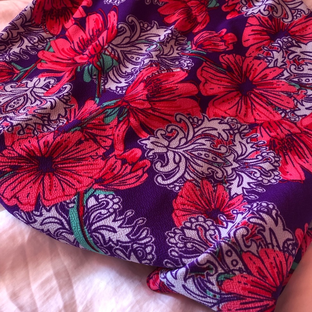 Lularoe Amelia size M. Worn once!